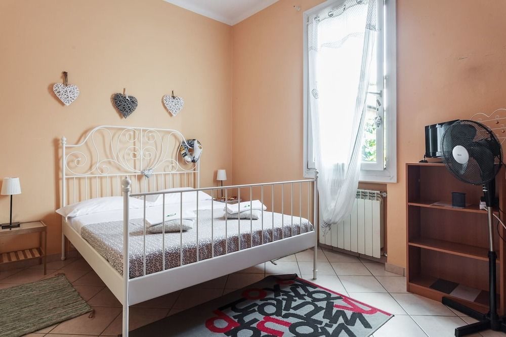 Stazione Centrale Bed and Breakfast Bologna Eksteriør billede