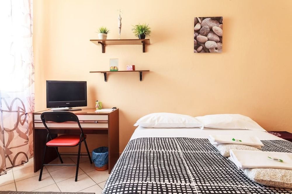 Stazione Centrale Bed and Breakfast Bologna Eksteriør billede