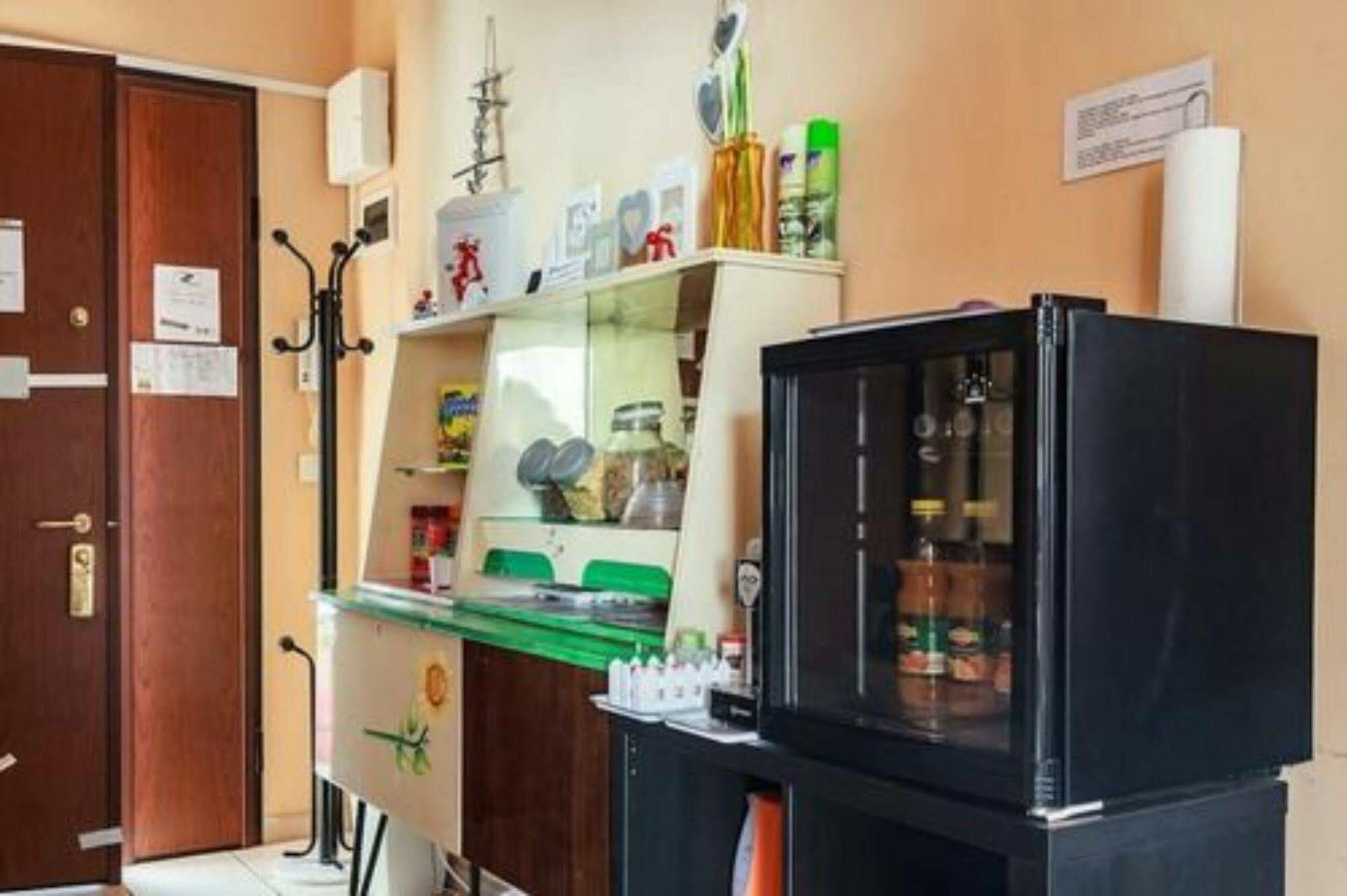 Stazione Centrale Bed and Breakfast Bologna Eksteriør billede