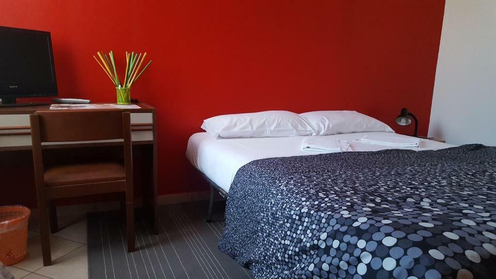 Stazione Centrale Bed and Breakfast Bologna Eksteriør billede